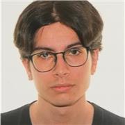 Estudiante universitario con alto nivel de inglés y experiencia en el extranjero para personas de todas las edades